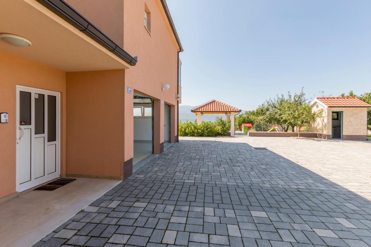 Villa Duje Trilj Kültér fotó